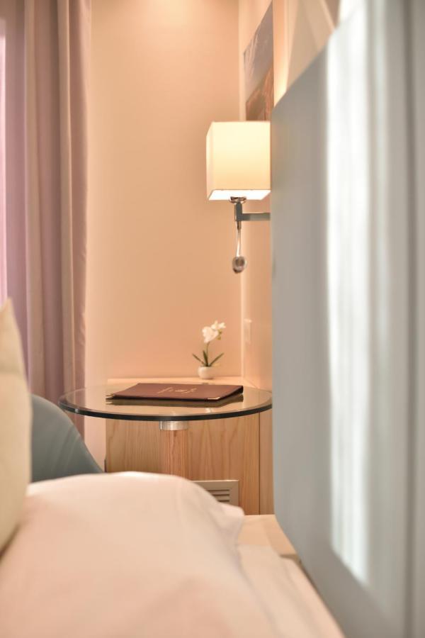 Hotel Tettola Saint-Florent  Ngoại thất bức ảnh