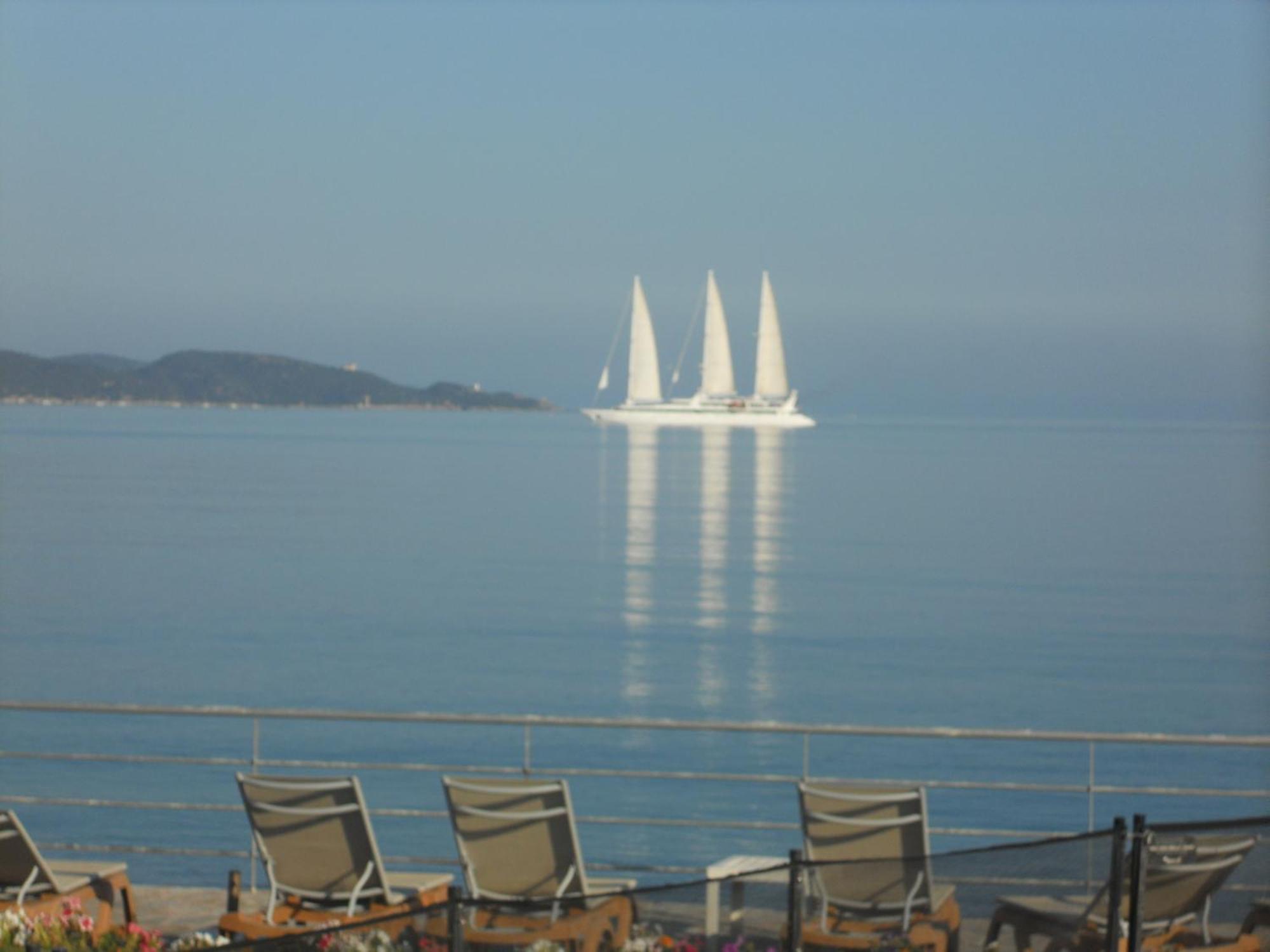Hotel Tettola Saint-Florent  Ngoại thất bức ảnh